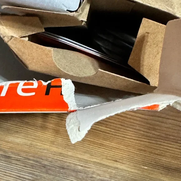 Amazon Fire HD 10 Black Tablet with Vibrant Display- OPEN BOX NEVER USED - Picture 4 of 5